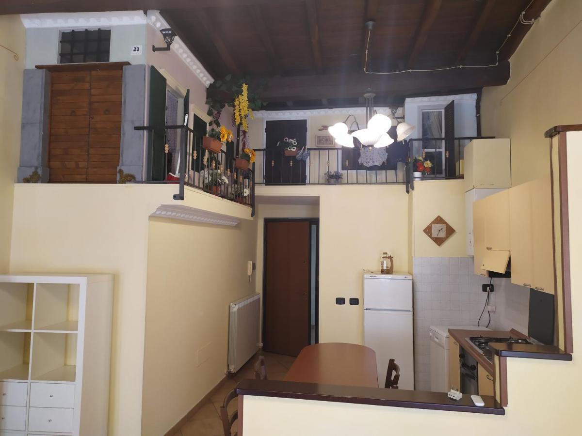 Casa Di Massimo Apartment สโปเลโต ภายนอก รูปภาพ