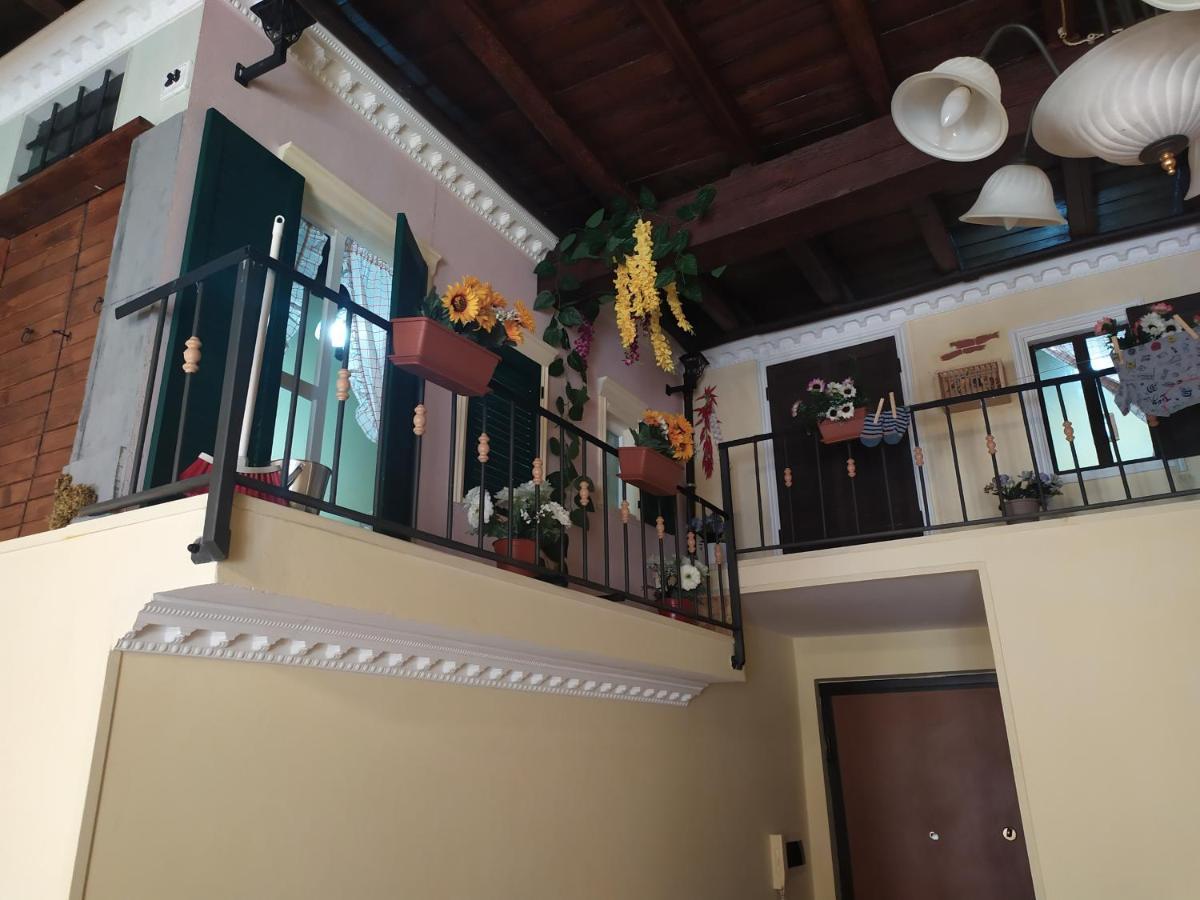 Casa Di Massimo Apartment สโปเลโต ภายนอก รูปภาพ