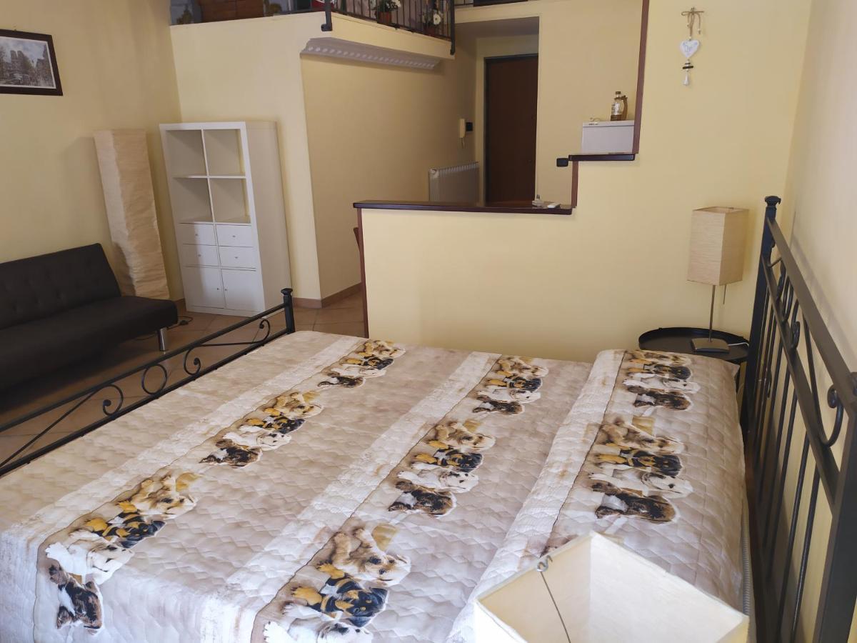 Casa Di Massimo Apartment สโปเลโต ภายนอก รูปภาพ