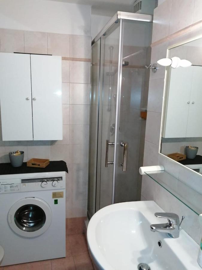 Casa Di Massimo Apartment สโปเลโต ภายนอก รูปภาพ
